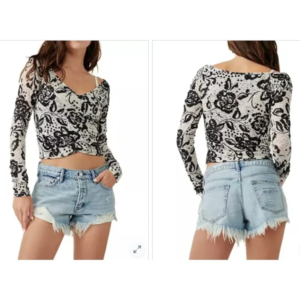 Free People Chloe Top Black White Floral Lace Long Sleeve Surplice V-Neck Large